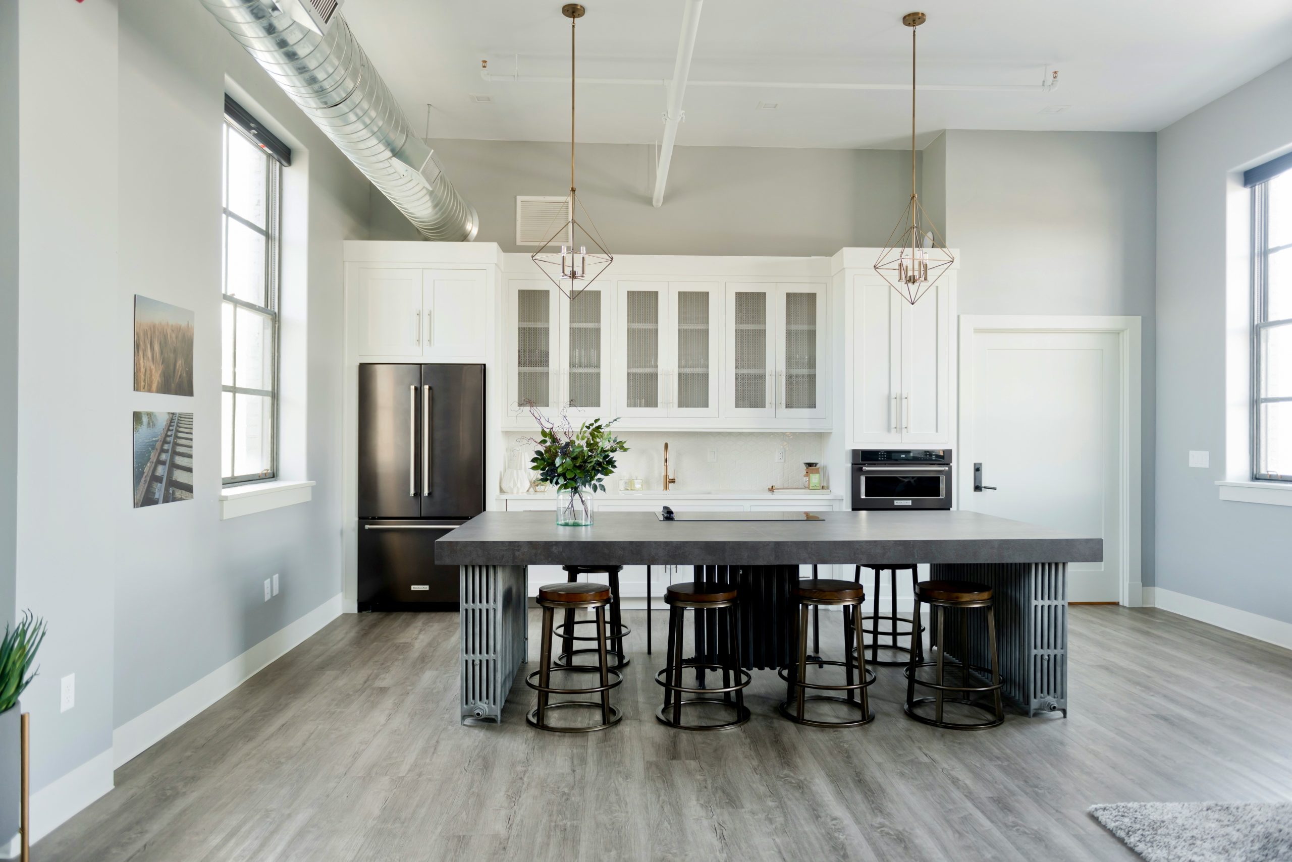 new home, cleaned after a move-in by professionals, ready to receive new occupants