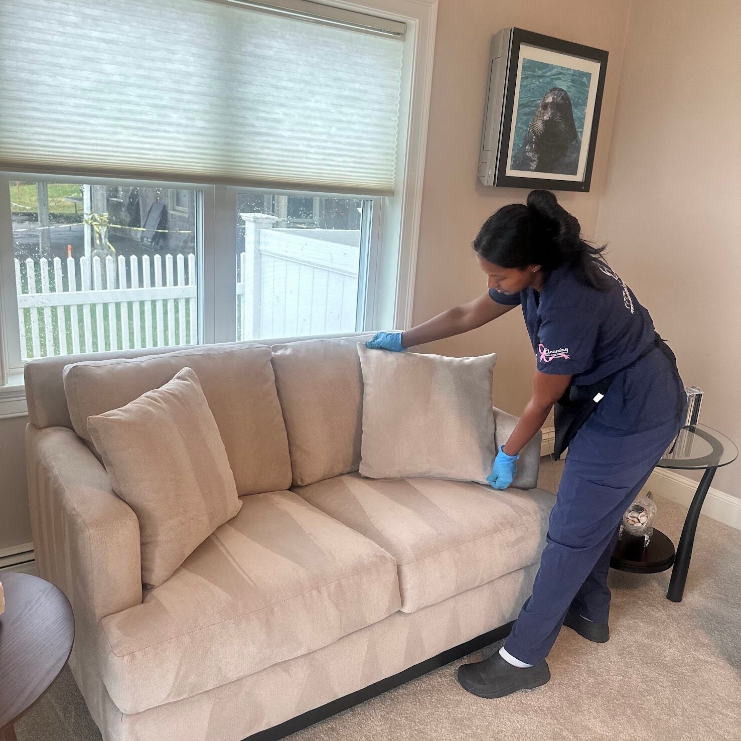 Almeida cleaning expert during a deep, detailed cleaning service