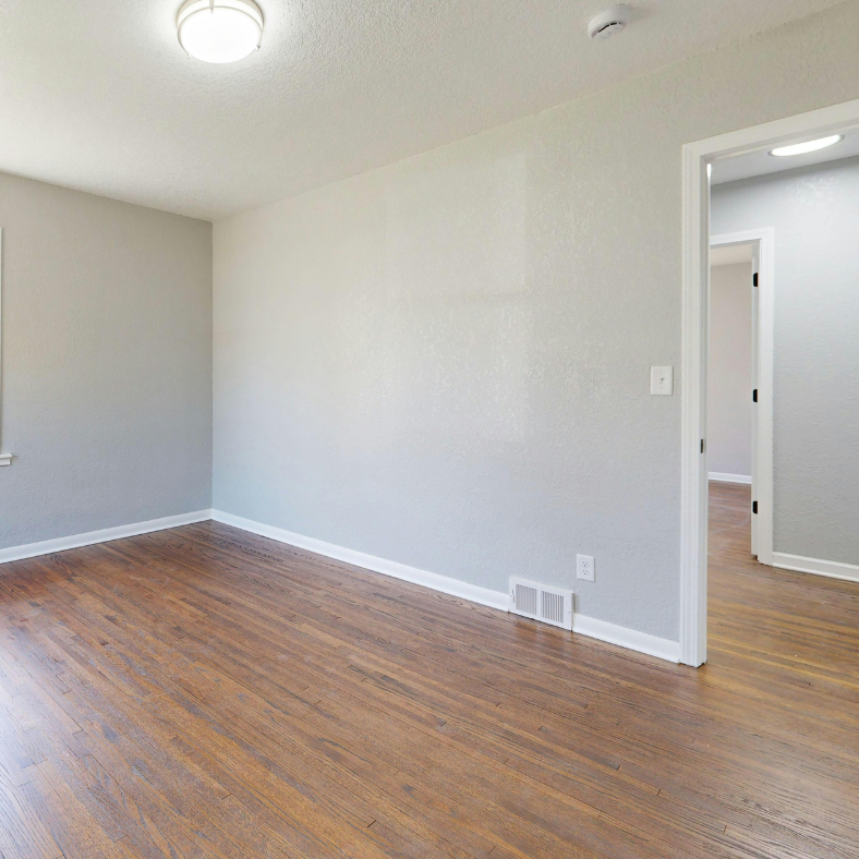 empty home, after being cleaned by professionals with years of experience, ready to receive new residents