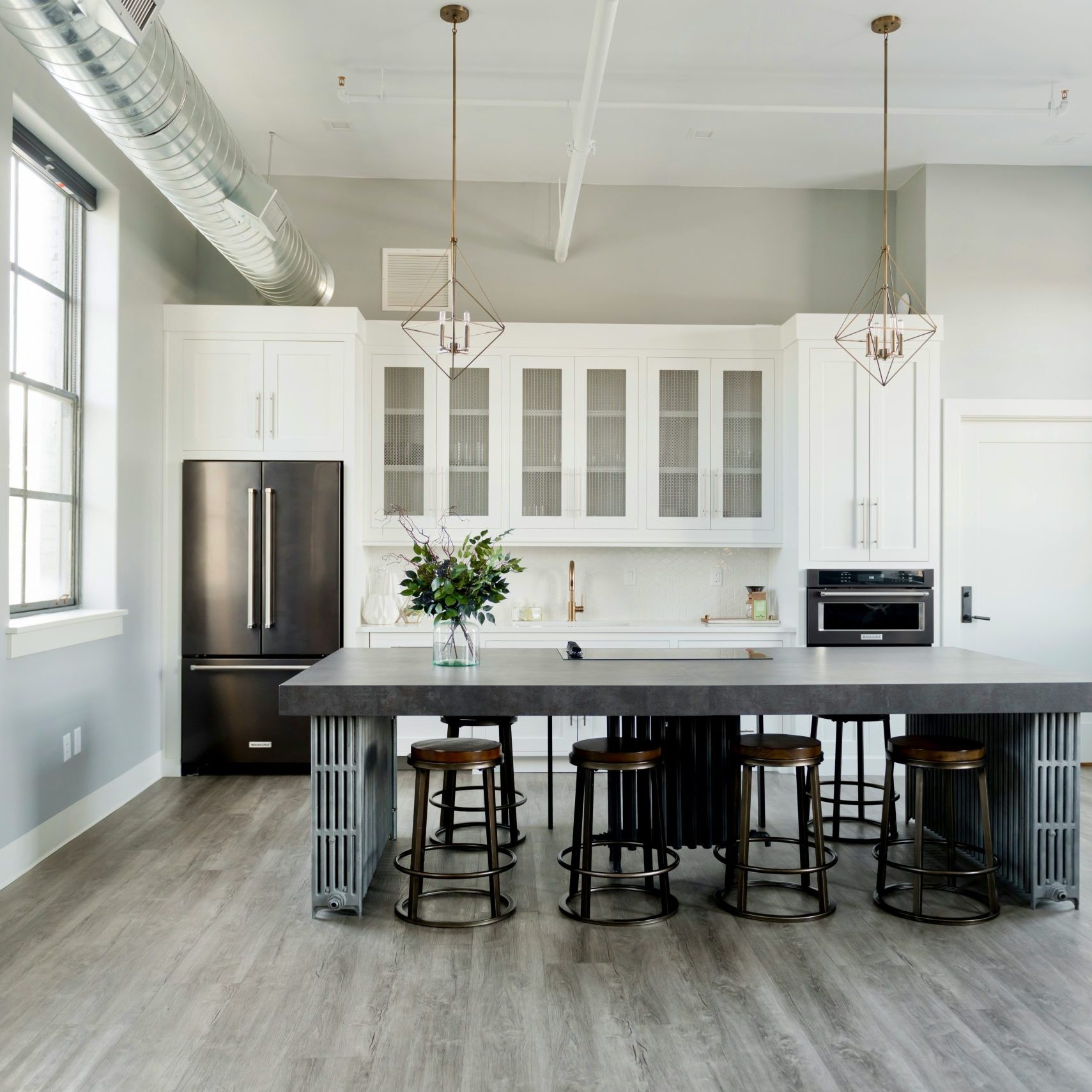 new home, cleaned after a move-in by professionals, ready to receive new occupants