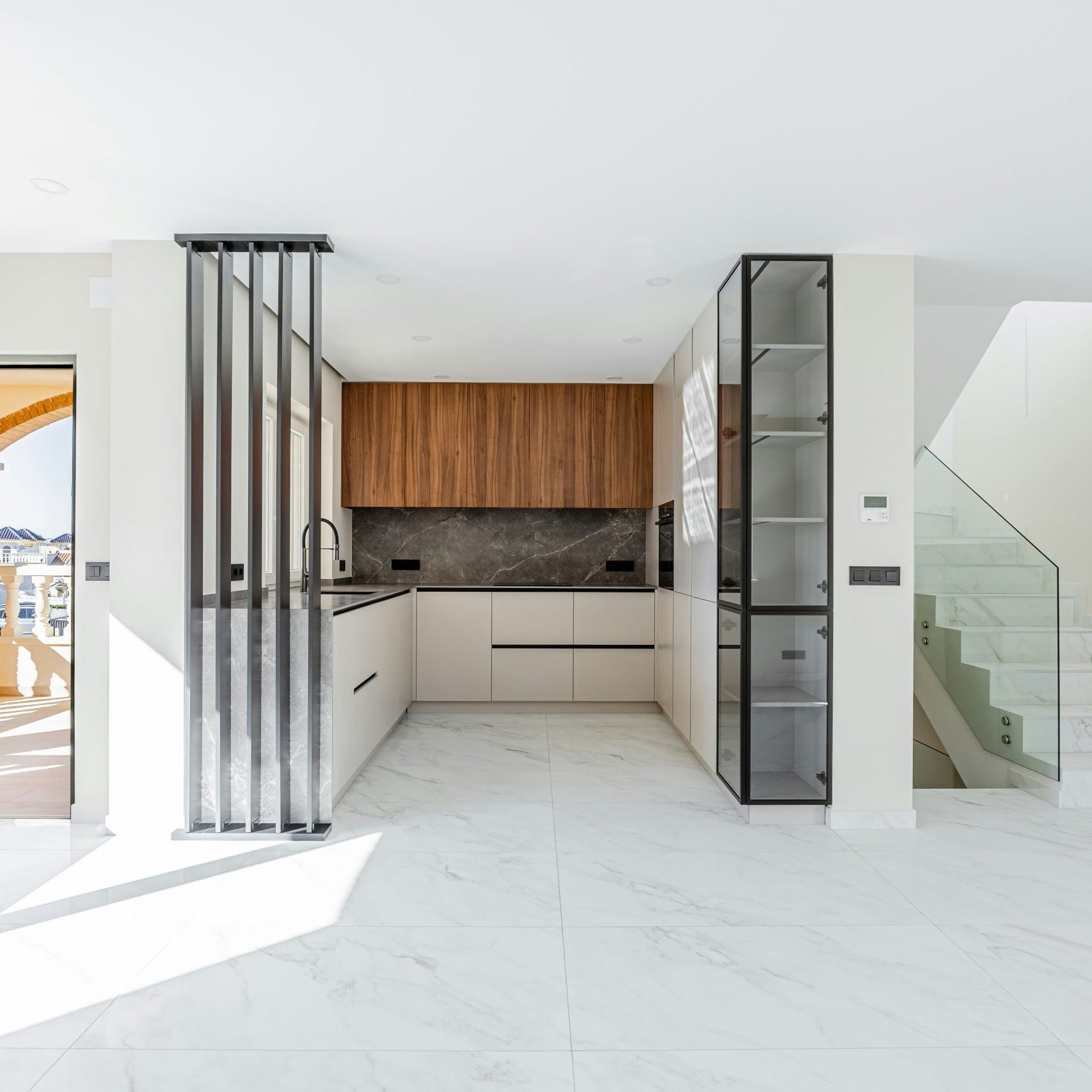 clean home interior, ready to receive new occupants